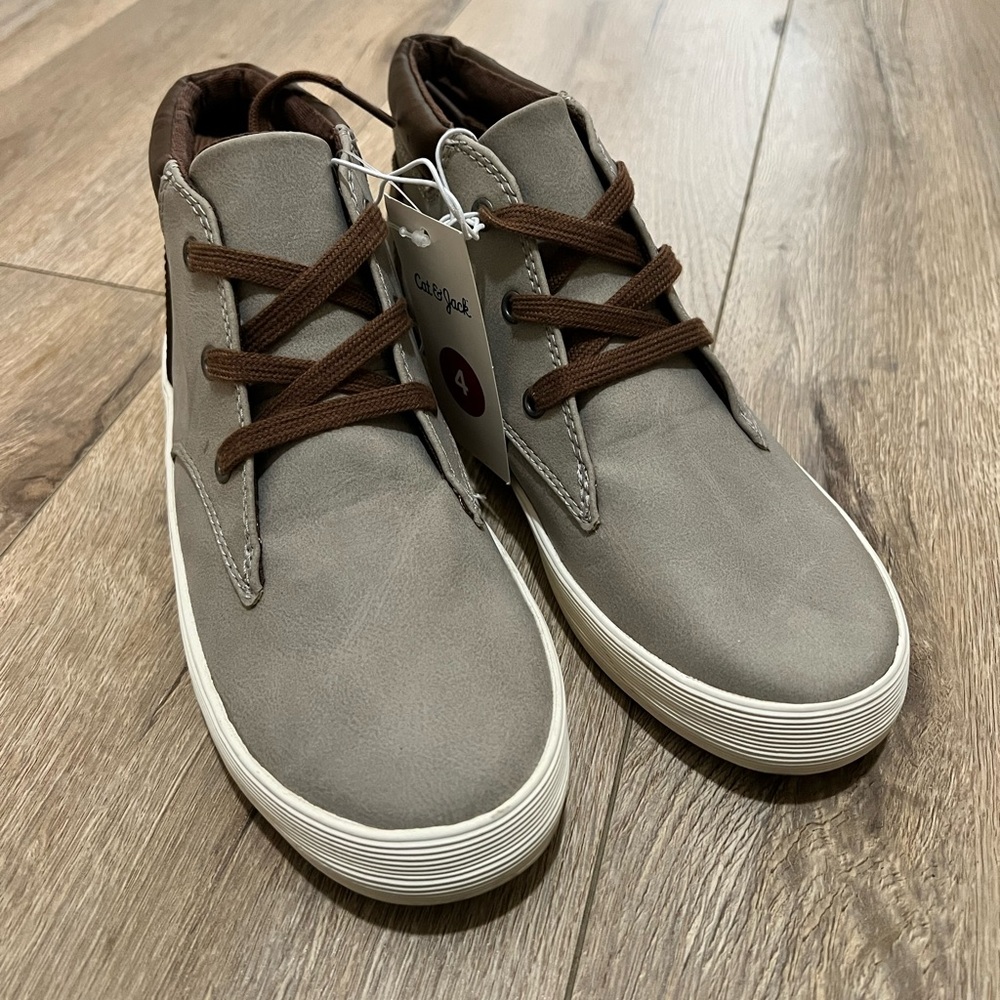 Cat & Jack Grey Boys Suede Shoes